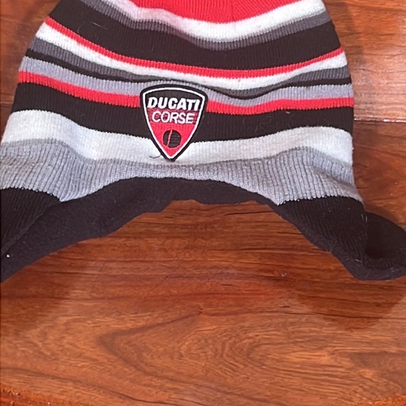 Ducati Corse kids kit cap - Picture 2 of 3